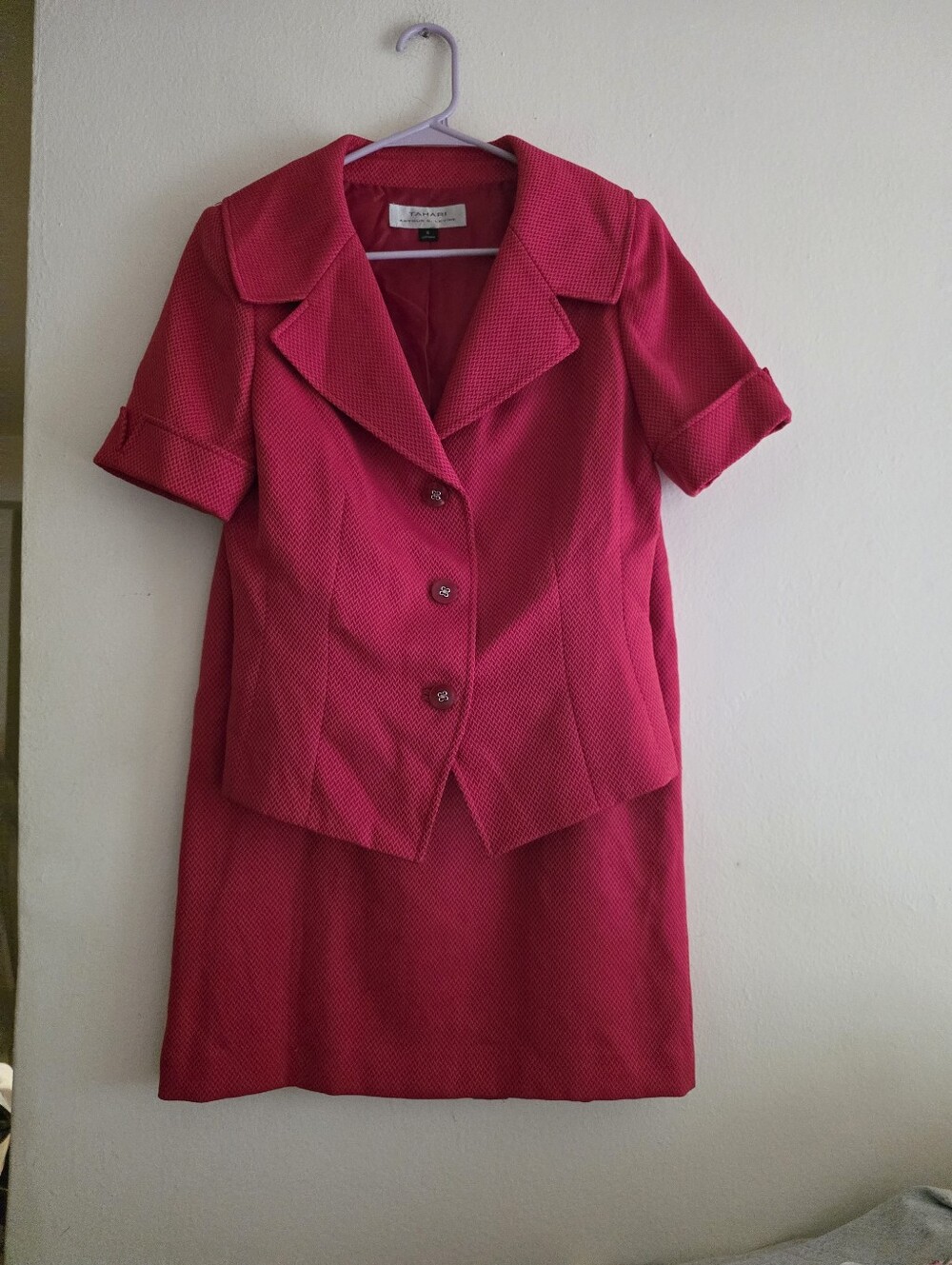 Tahari Set Jacket + Skirt Sz 6 Red Nwot